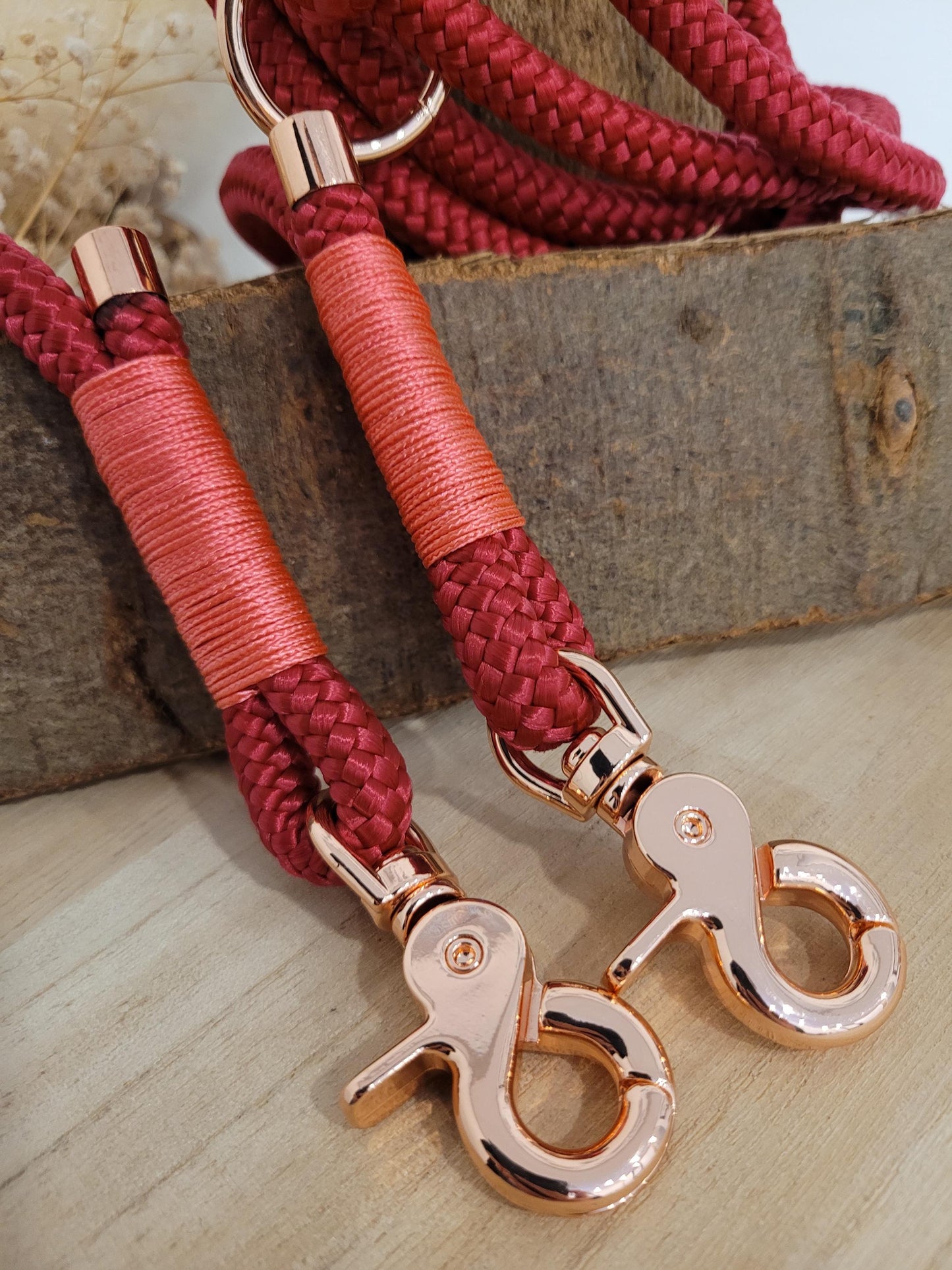 Rope dog leash in wine red with pink | CANDYLOVE LEASH